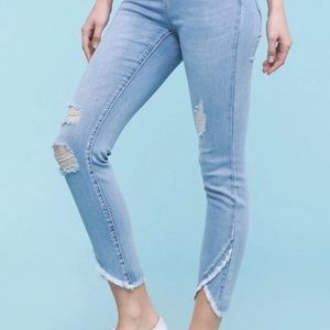 Just blue tulip hem skinnies size 9